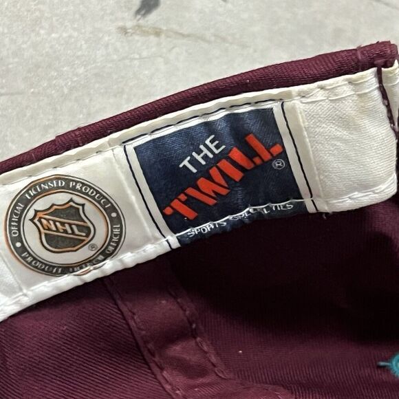 Vintage Sports Specialties Mighty Ducks Twill NHL SnapBack VTG - Picture 8 of 8